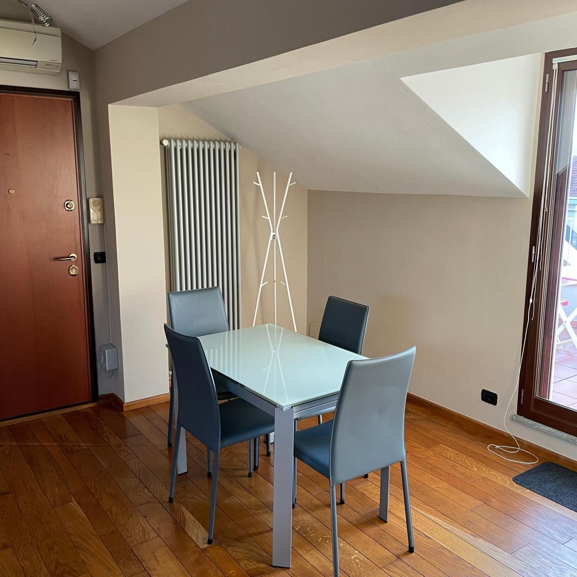 La Casetta Sui Tetti Apartment *